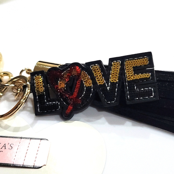 SOLD IN MOONGODDESSLUXE CLOSET - Picture 6 of 6